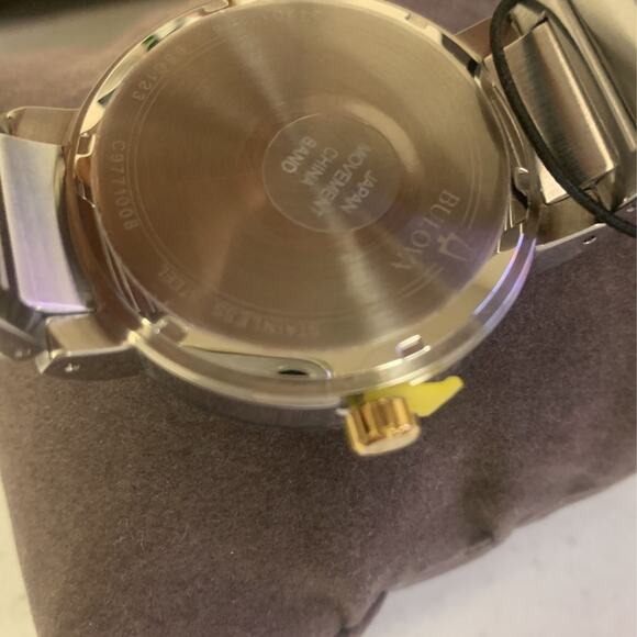 Men's Bulova Futuro Modern Classic Two-Tone Watch with Blue Dial - Model… - Picture 5 of 9